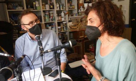 Carmen Jiménez, conservadora del Jardín Botánico participa en el programa especial Hoy por Hoy Córdoba desde patio del número 2 de la calle Pastora