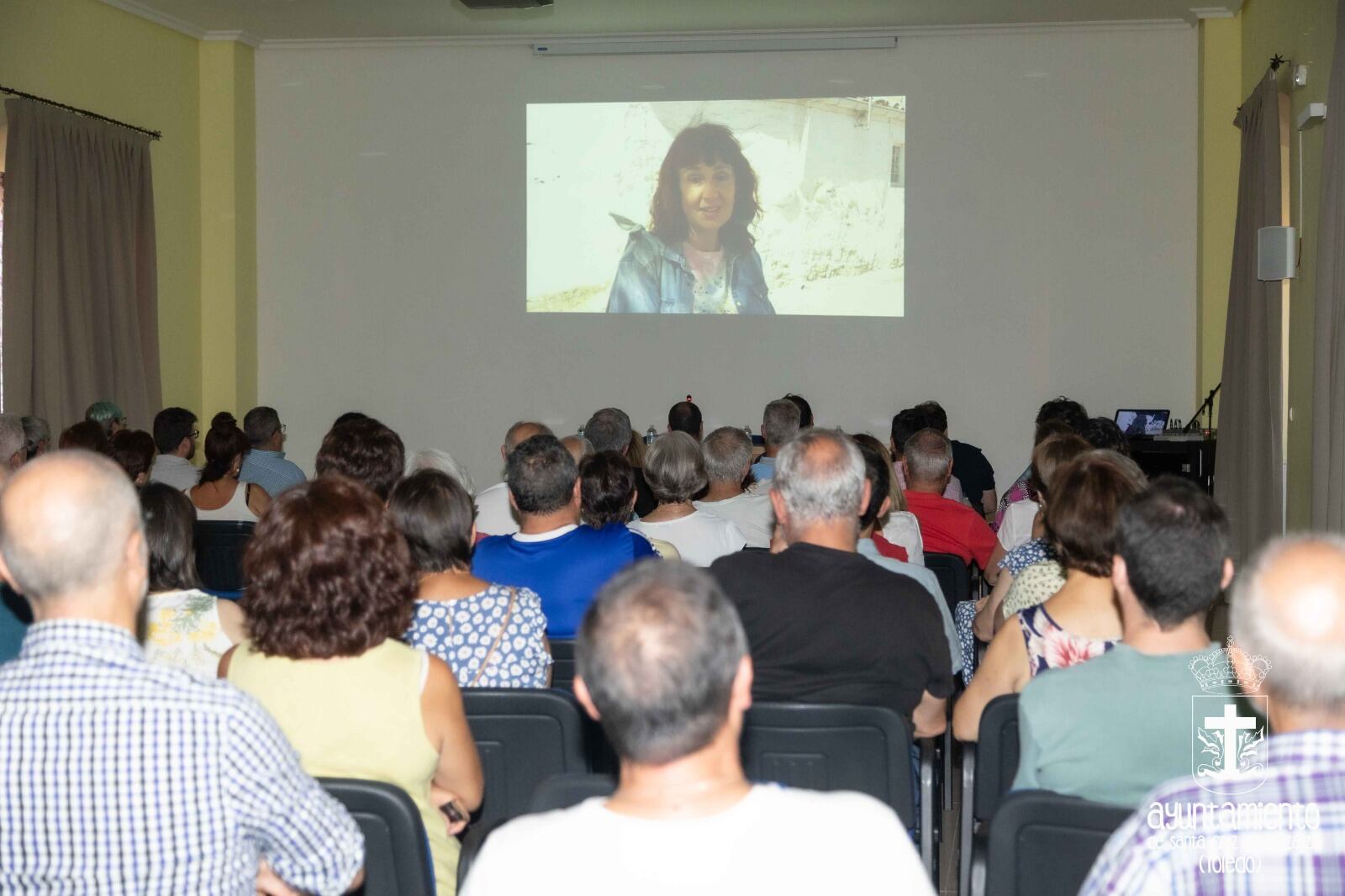 Acto de presentación del documental en el Pósito de Santa Cruz de la Zarza (Toledo)