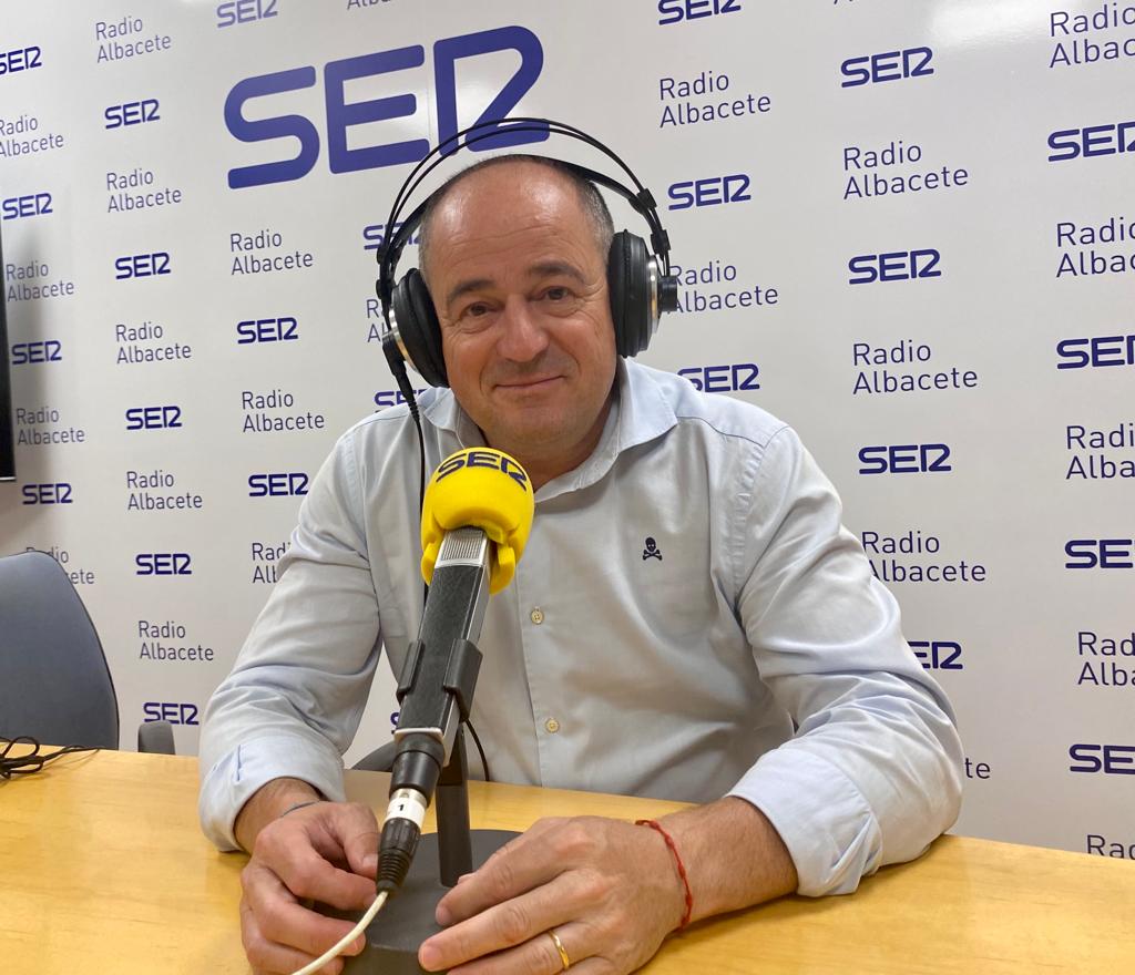 Emilio Sáez en Radio Albacete