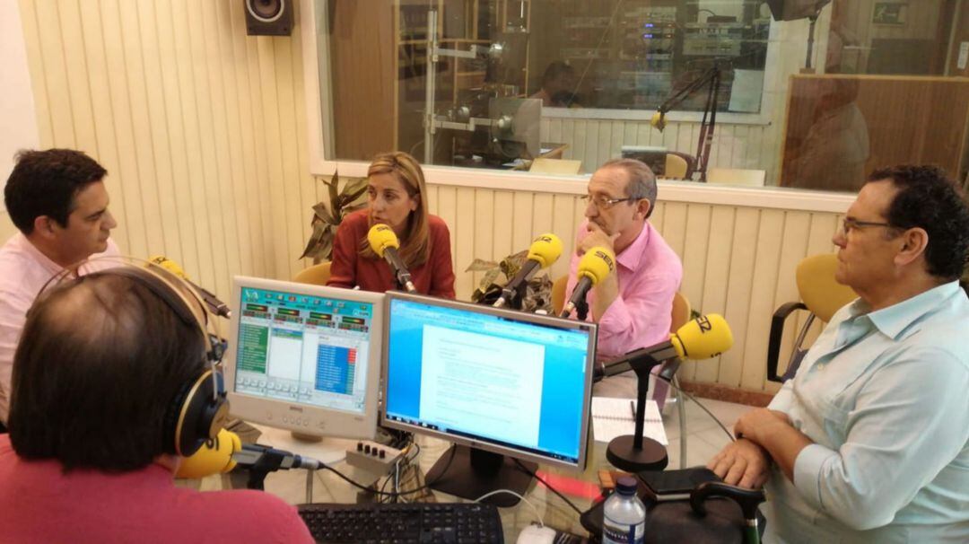 Momento de la tertulia radiofónica posterior al debate electoral en Radio Jerez