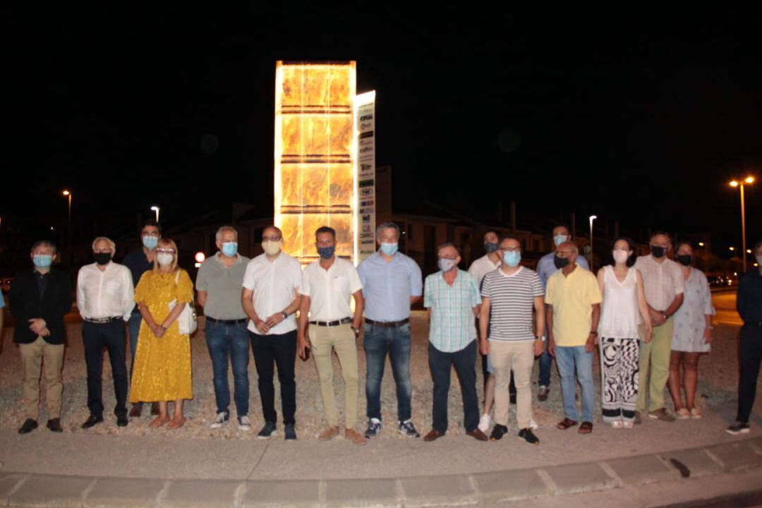 Inauguración del monolito de la glorieta del PIB en Ponferrada