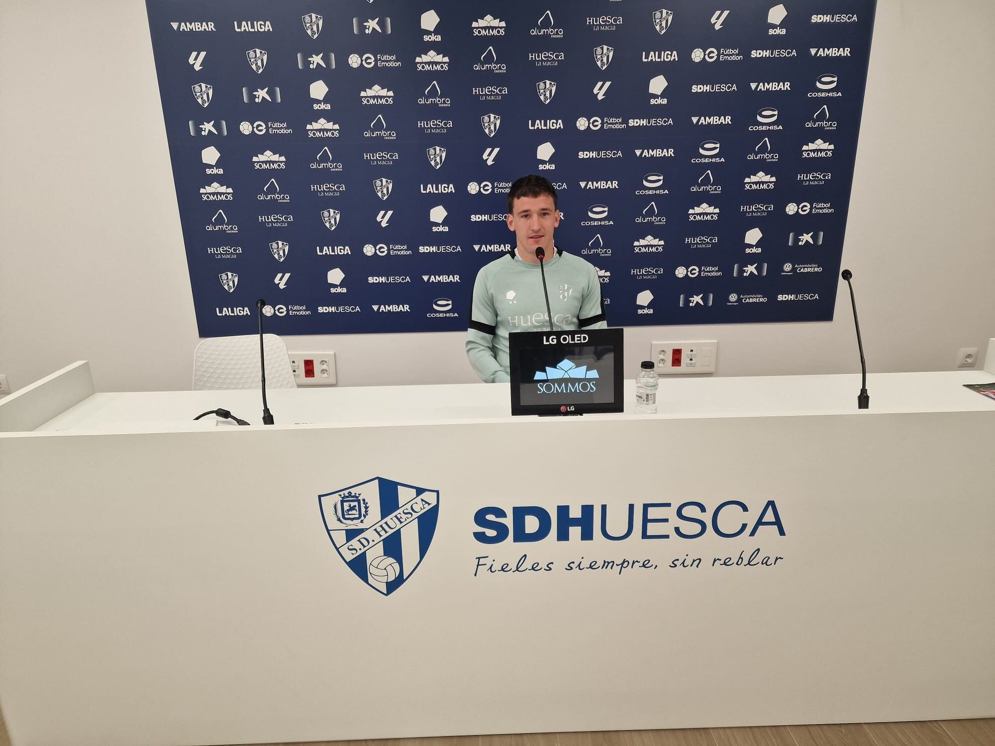 Iker Kortajarena en su comparecencia ante los medios