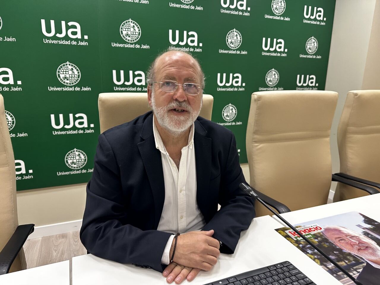 Ignacio Benítez presenta su candidatura al Rectorado de la UJA.