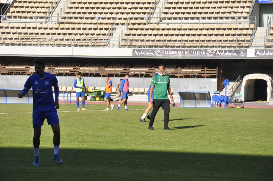 José Pérez Herrera durante un entrenamiento en Chapín  