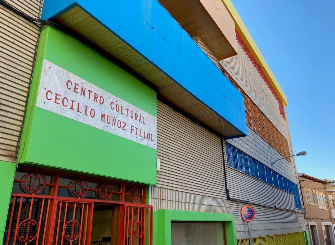 Fachada de la sede de la Universidad Popular de Valdepeñas