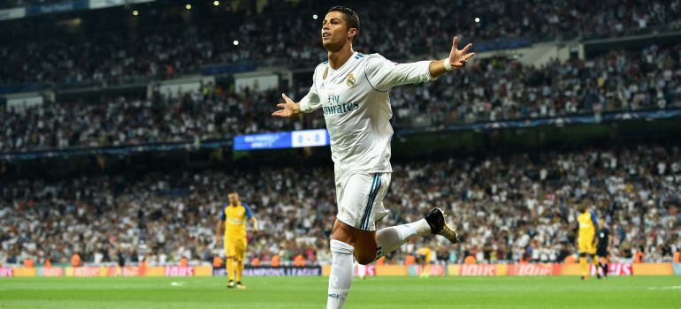 Cristiano Ronaldo celebra un gol en el Santiago Bernabéu