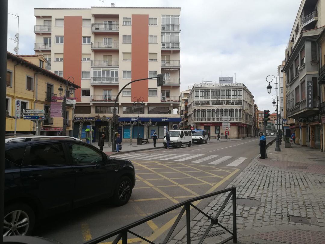 La Policía Local en uno de sus controles durante el estado de Alarma