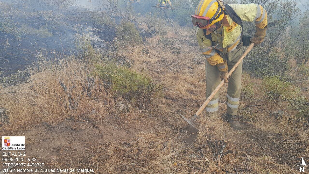 Incendio en Las Navas del Marqués./JCYL