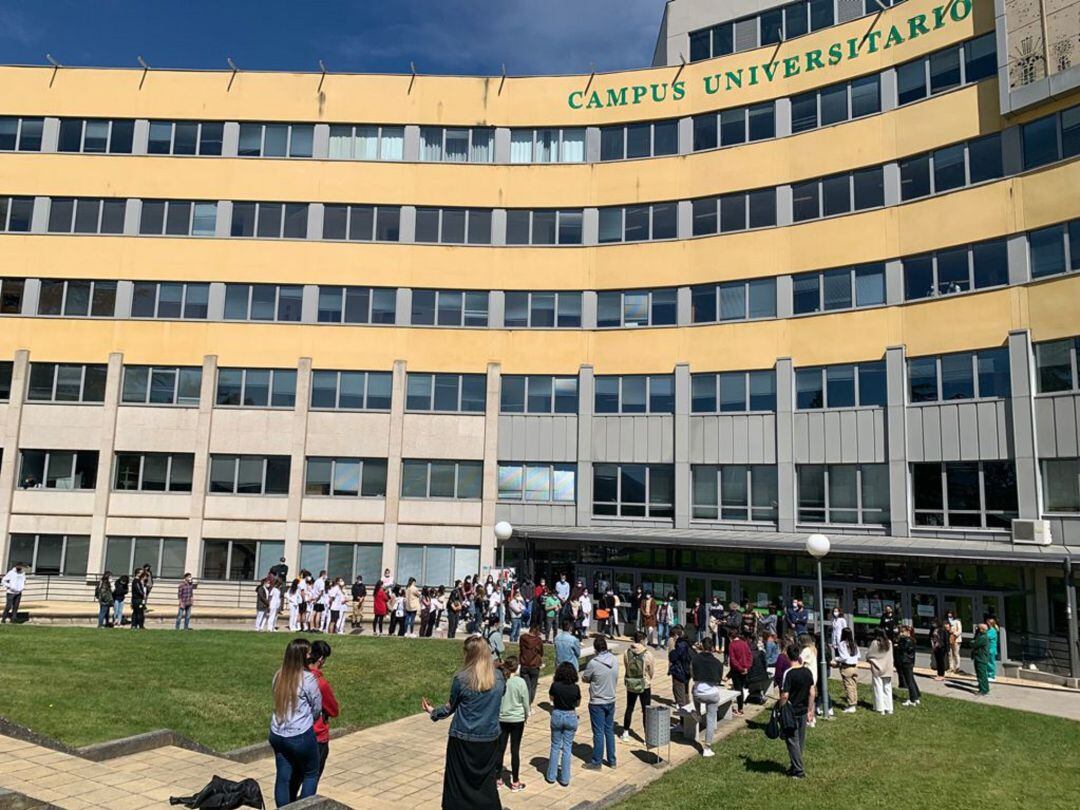 Minuto de silencio en Ponferrada