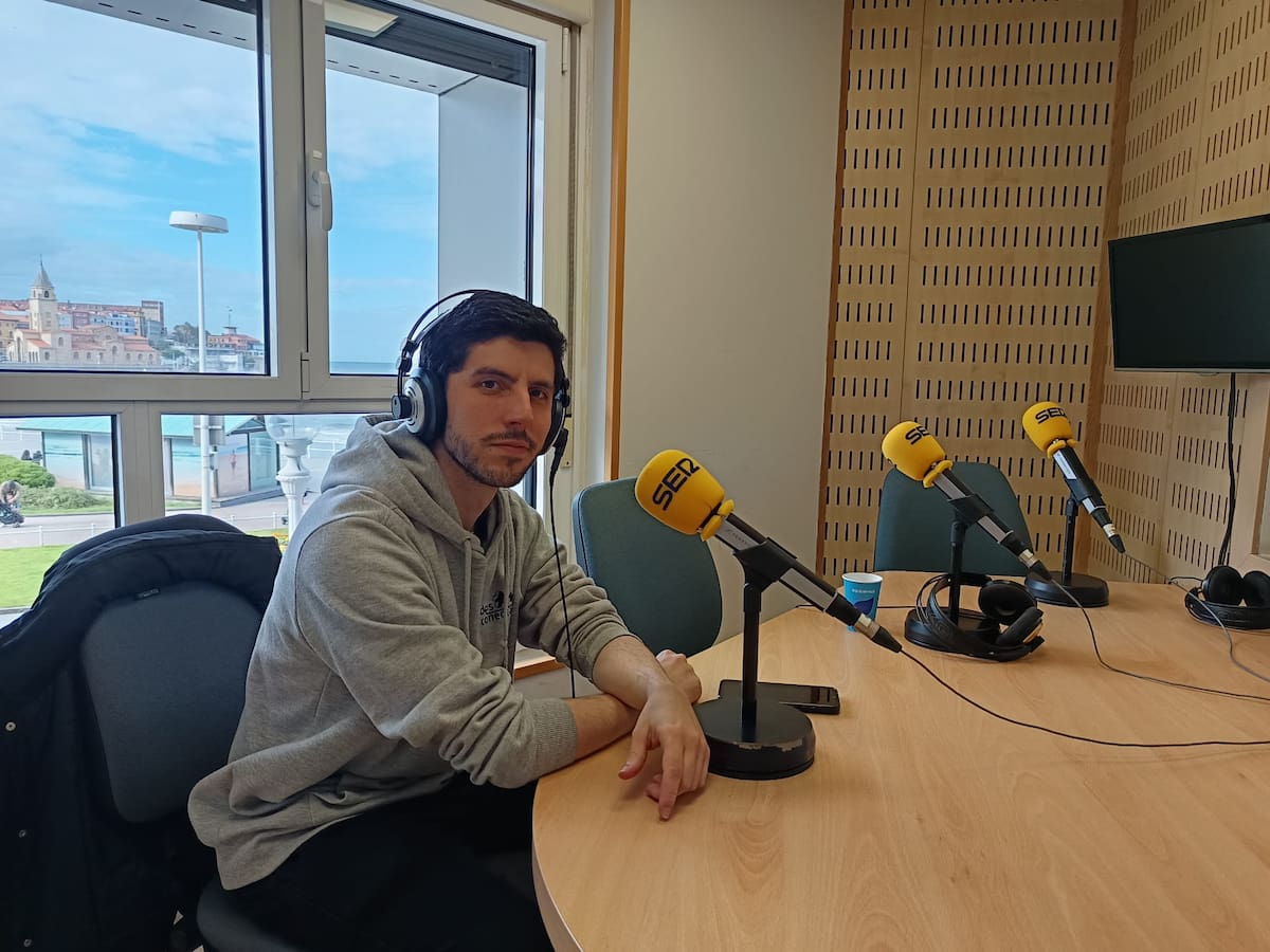 'Palabra de Pirata', el juego de mesa ideado y diseñado por el asturiano Mario Arze