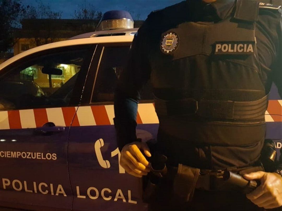 Imagen de archivo de un agente de la Policía Local ciempozueleña