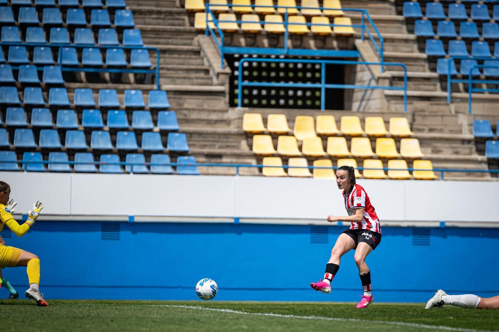 Ane Azkona logró el gol de la victoria del Athletic ante el Badalona