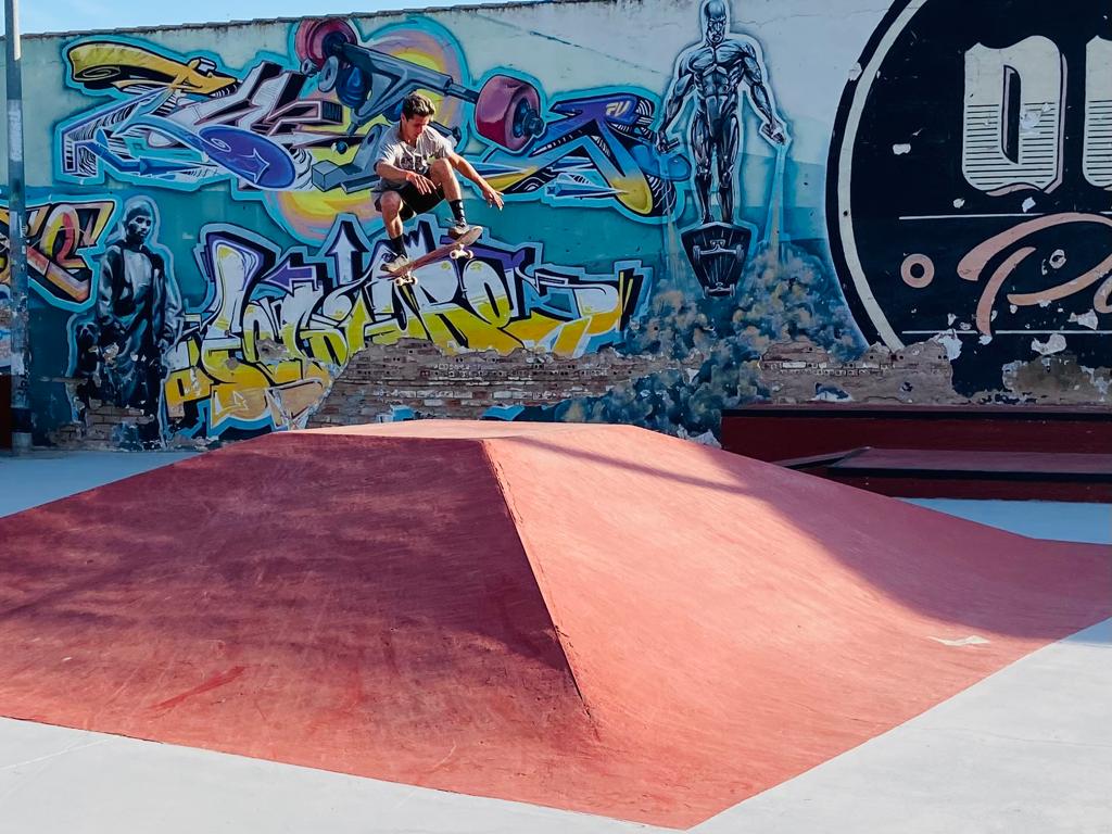 El skater Rafa Bocanegra, durante una prueba en Córdoba