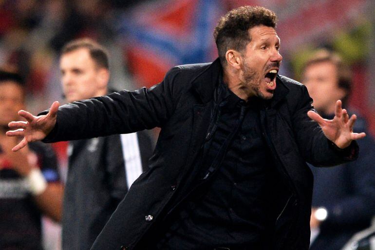 Diego Pablo Simeone en el partido del pasado martes ante el Bayer Leverkusen.