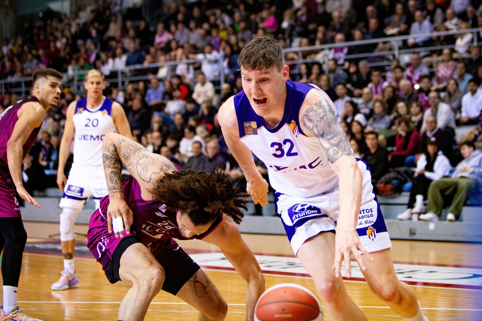 Happier Than Ever 4:59 Billie Eilish Happier Than Ever Alternativa 0