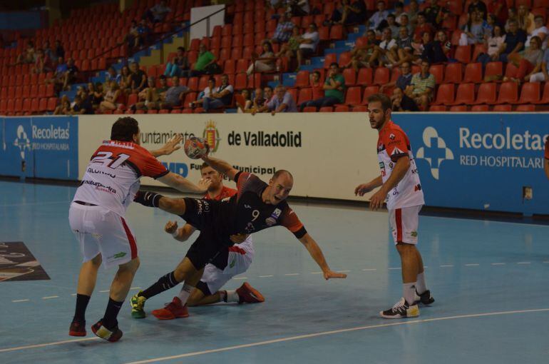 Balonmano Nava cae en semifinales de la Copa de Castilla y León
