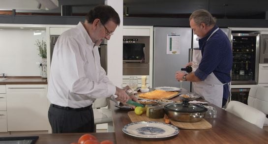 Bertín servía vino y cocinaba; Rajoy, pinche de cocina