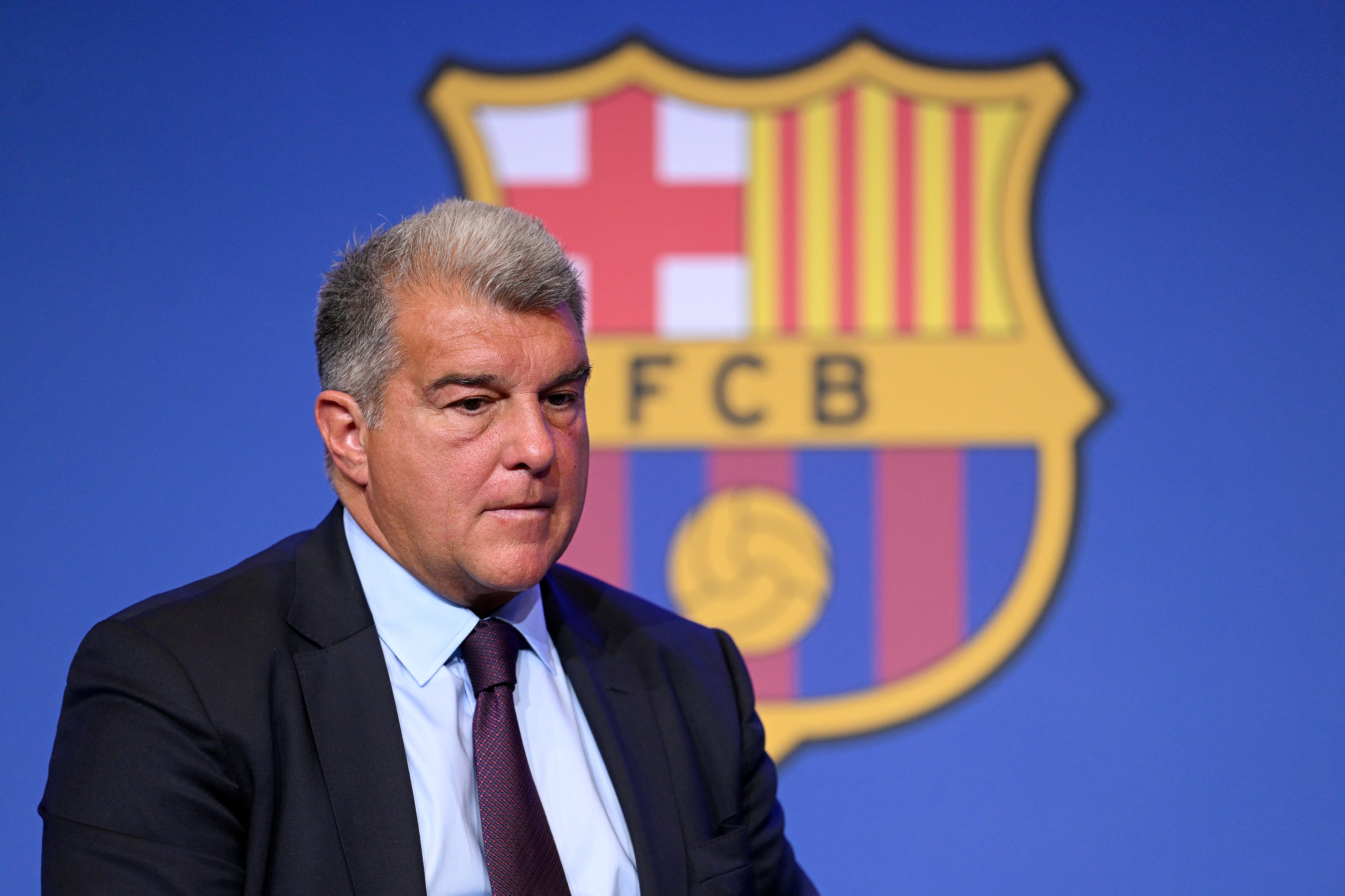 Joan Laporta, durante una rueda de prensa con el FC Barcelona. (Photo by David Ramos/Getty Images)