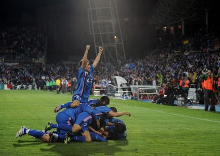 Los jugadores del Getafe y el Coliseum entero celebran el 3-1 de Braulio en la prórroga