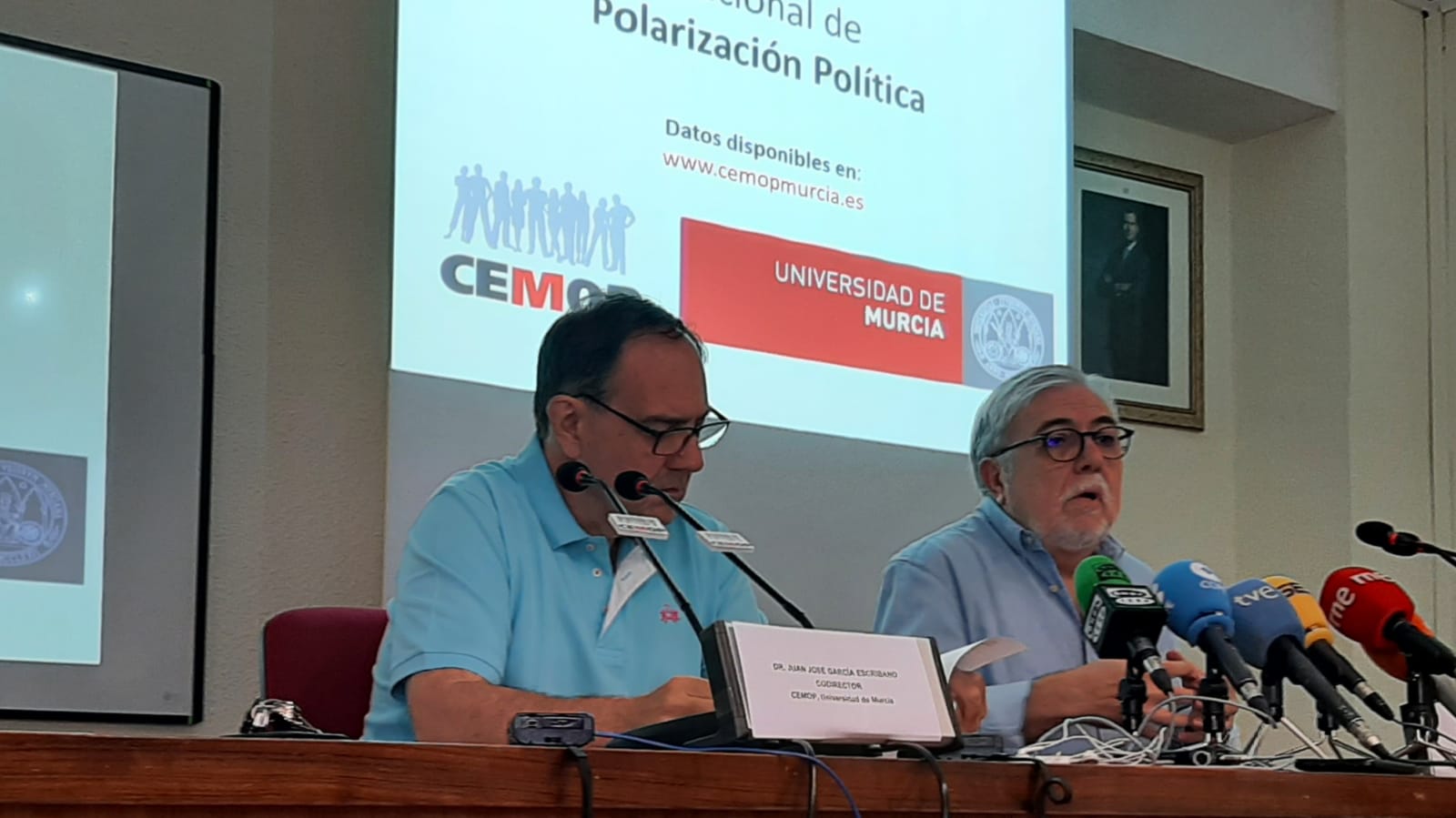 Ismael Crespo y Juan José García Escribano, codirectores del CEMOP