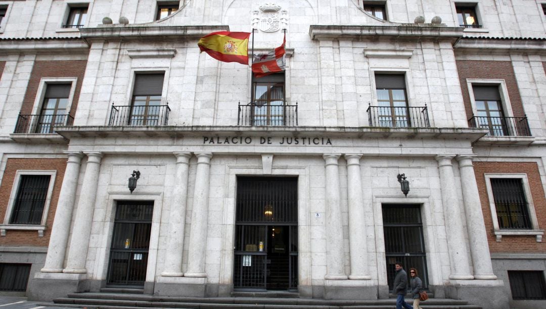 Exterior del edificio de la Audiencia Provincial de Valladolid