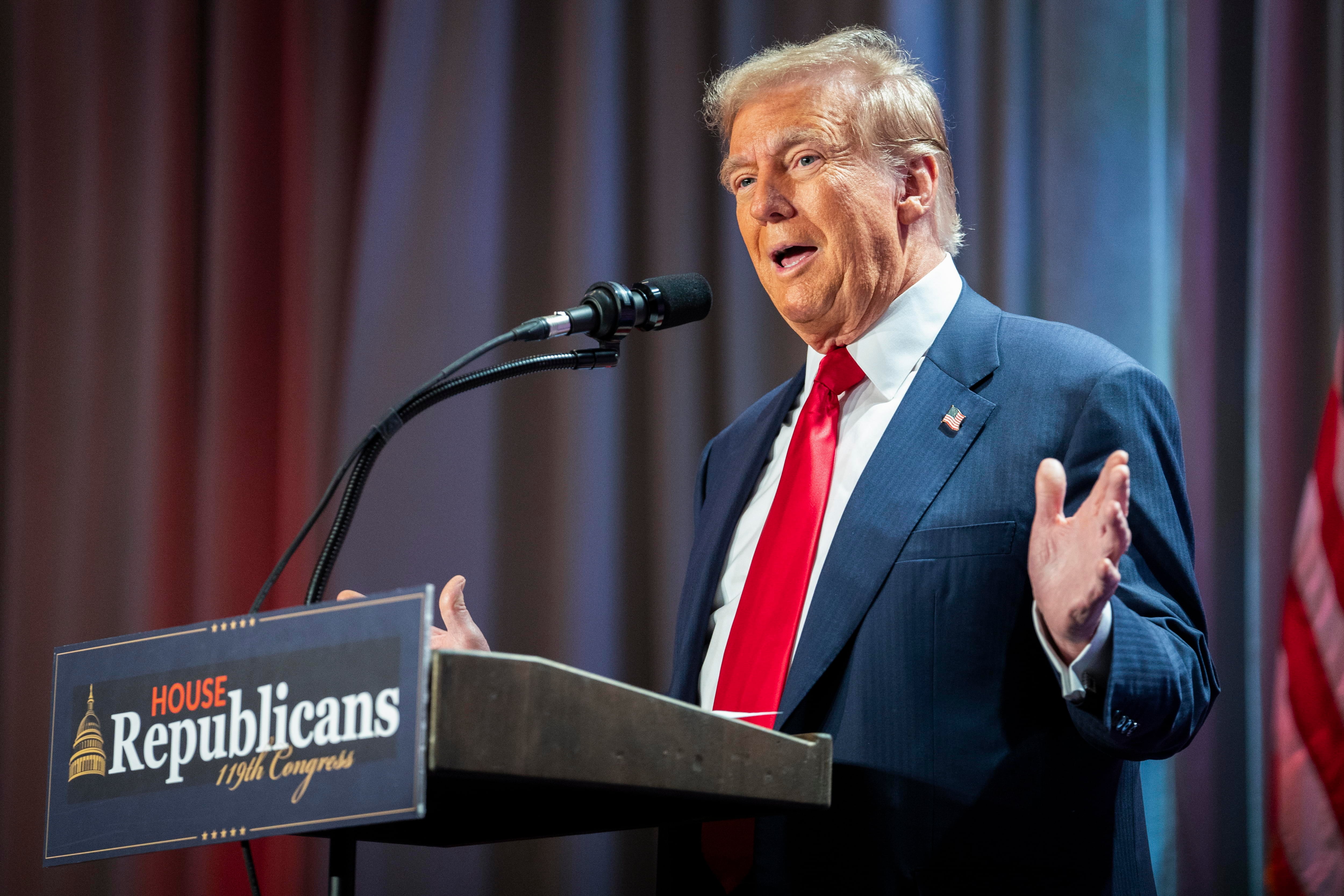 Washington (Estados Unidos), 13/11/2024.- El presidente electo de Estados Unidos, Donald Trump, durante un miting en el Hyatt Regency Hotel de Washington. 13 November 2024. EFE/EPA/ALLISON ROBBERT / POOL