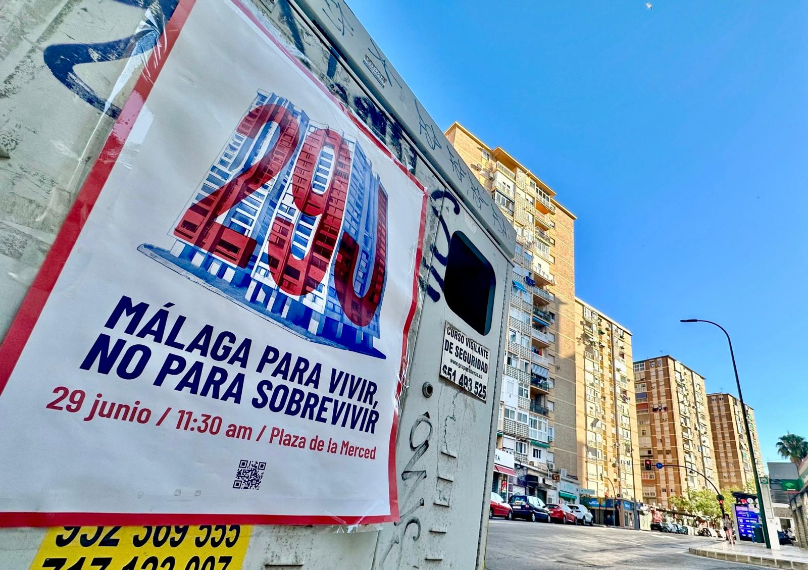 Uno de los carteles que llenan la ciudad de Málaga estos días con motivo del 29J