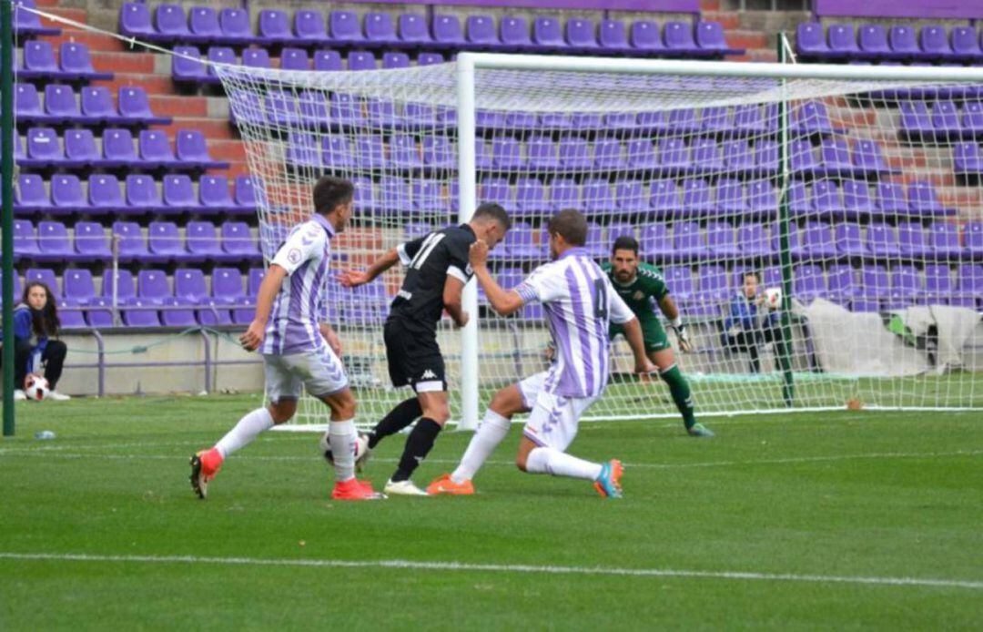 Un lance del choque que hace un año se disputó también en Zorrilla