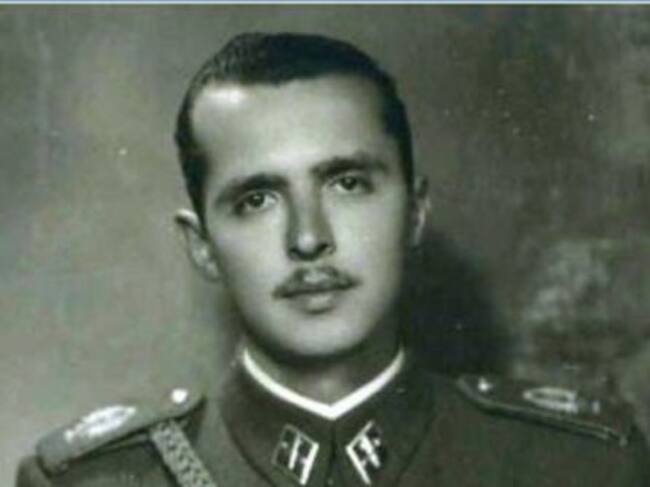Manuel Cervantes Collantes, en 1951, cuando estaba destinado en Cazorla como teniente de la Guardia Civil