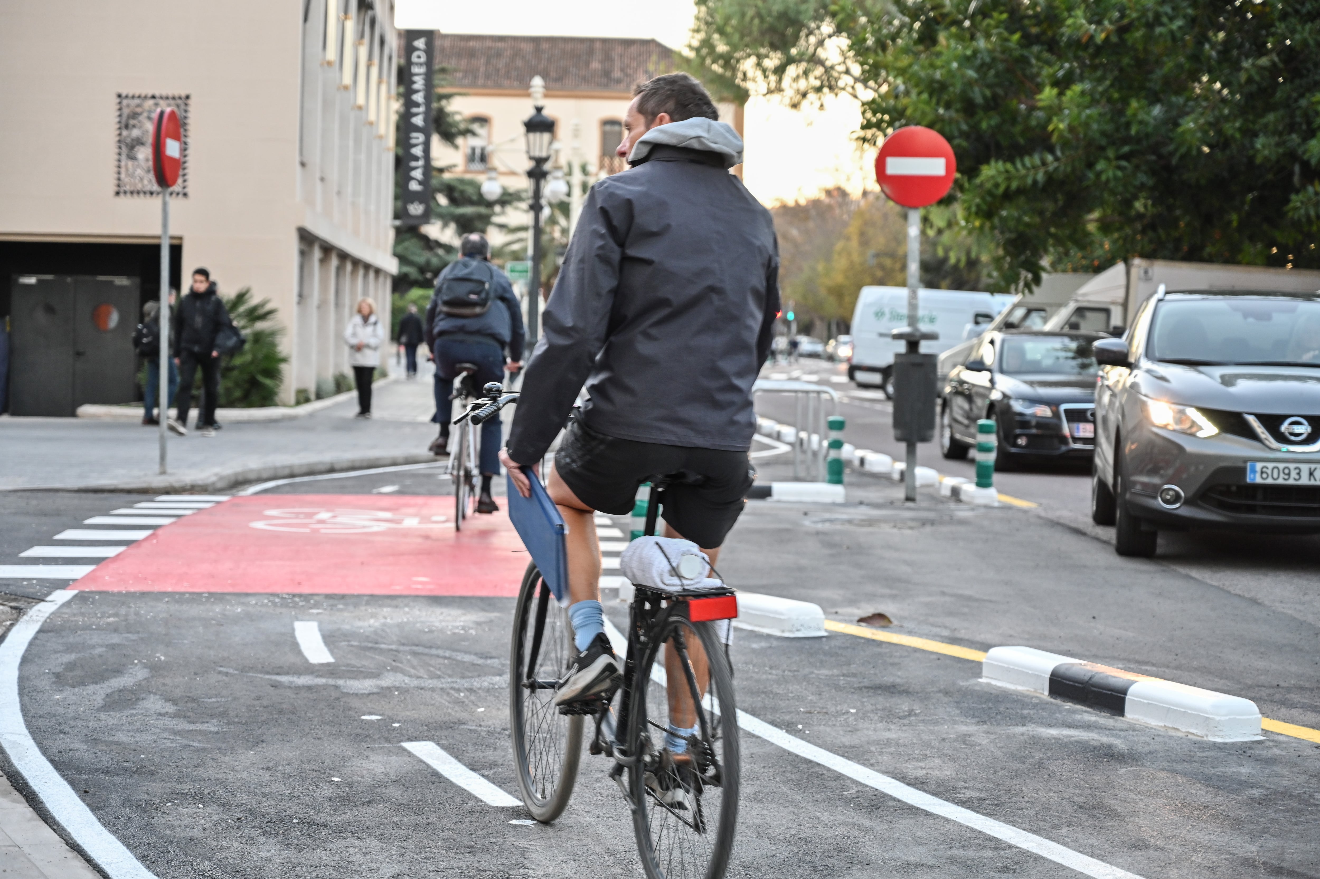 Carril bici de la Alameda de València.