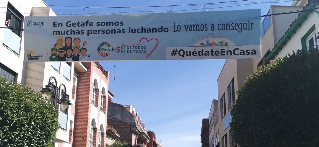 Mensaje de ánimo en las calles de Getafe