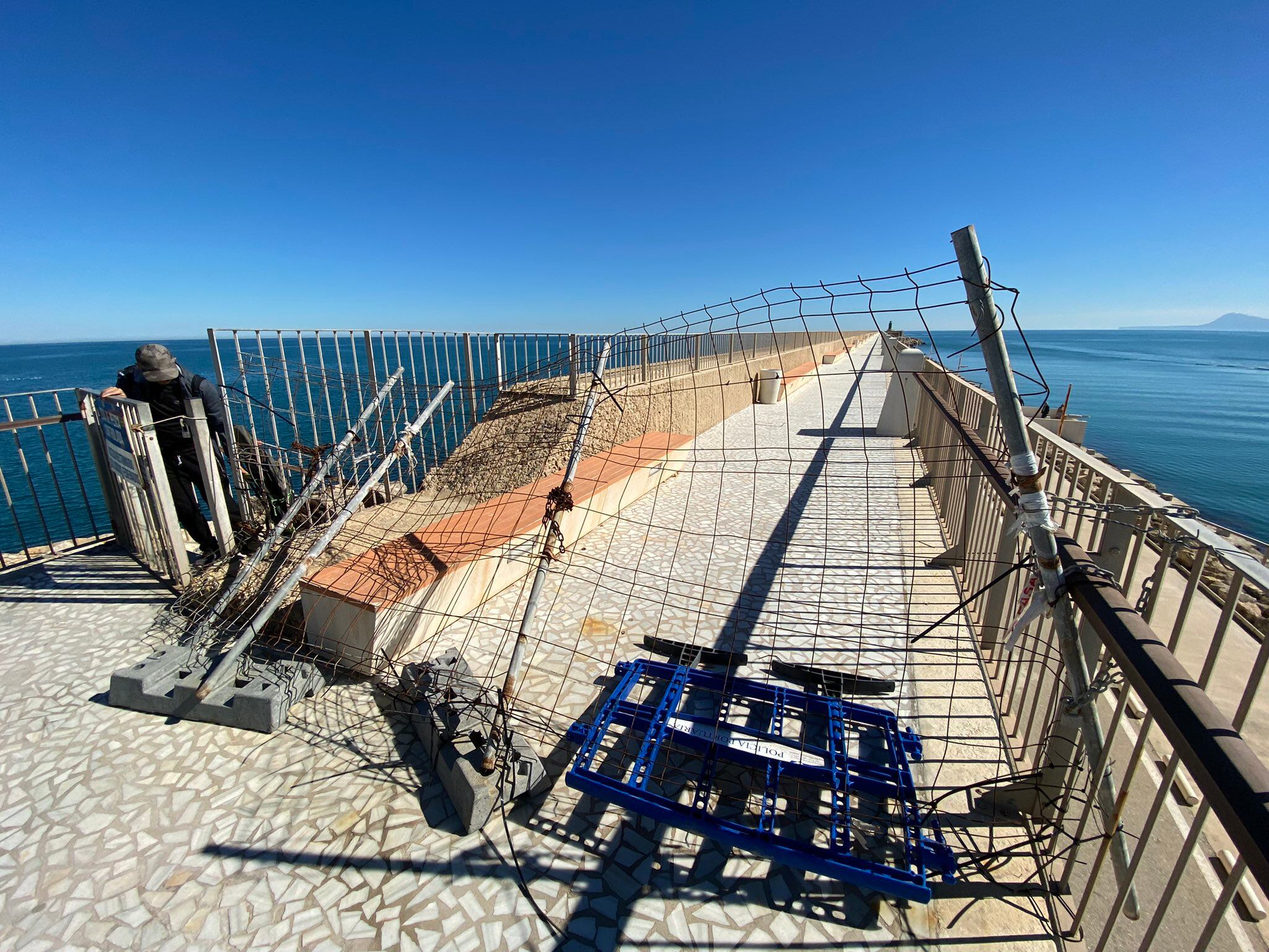 Tramo cerrado del espigón norte del puerto de Gandia