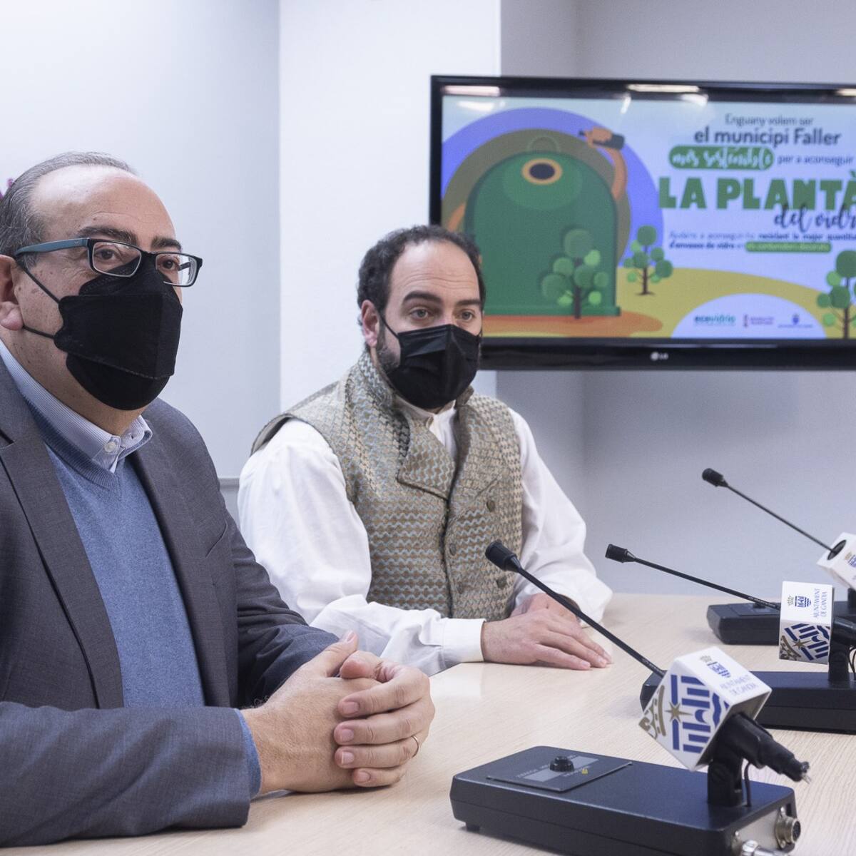 Ecovidrio reta a las comisiones falleras a recoger y reciclar vidrio estas fiestas