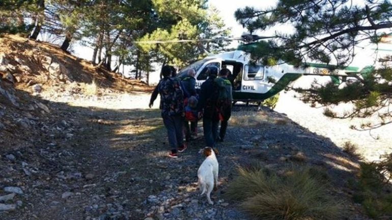 Rescate de un herido por la Guardia Civil y el Infoca en Gor(Granada)