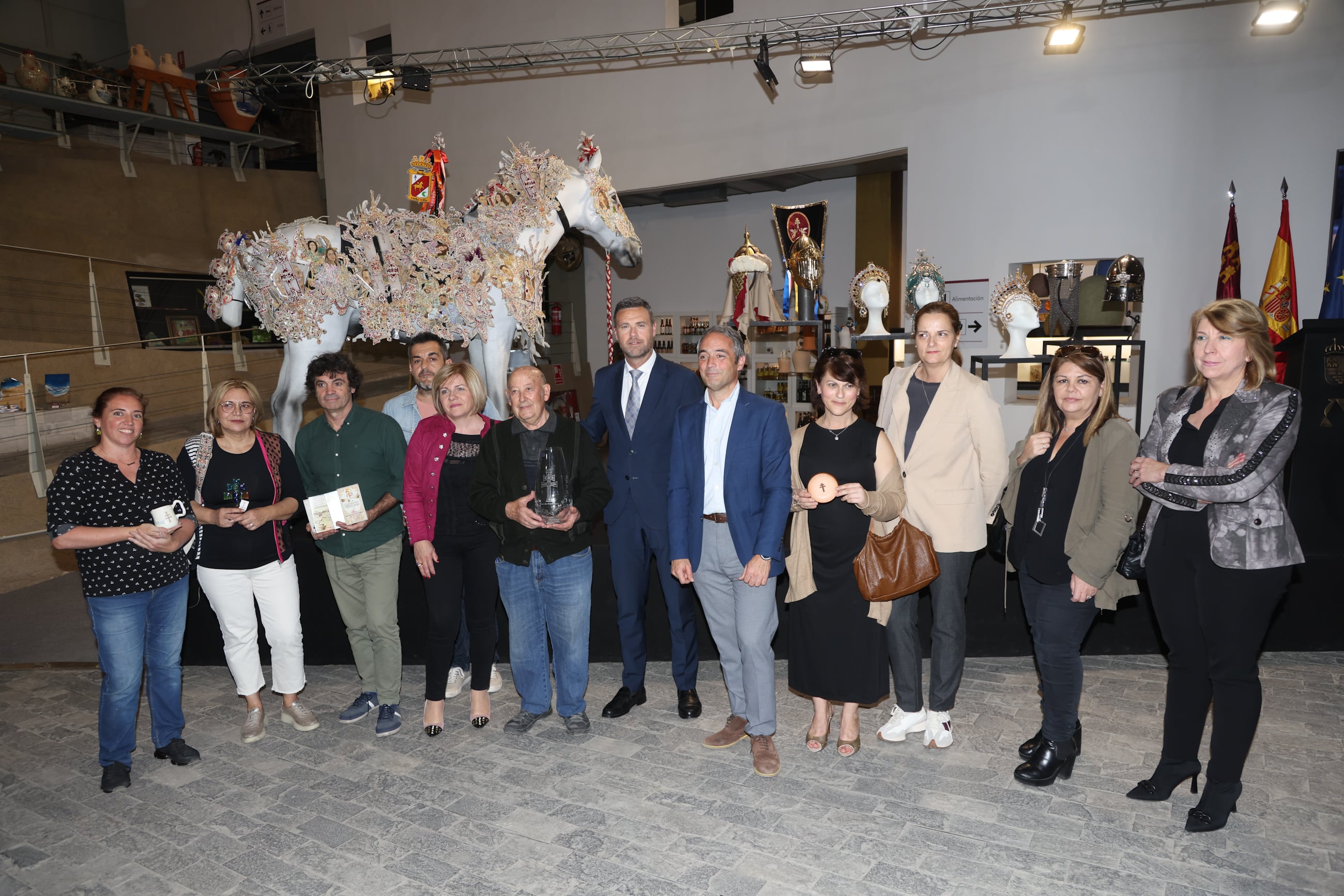 En la inauguración de la exposición sobre los trabajos del Año Jubilar de la Vera Cruz  de Caravaca