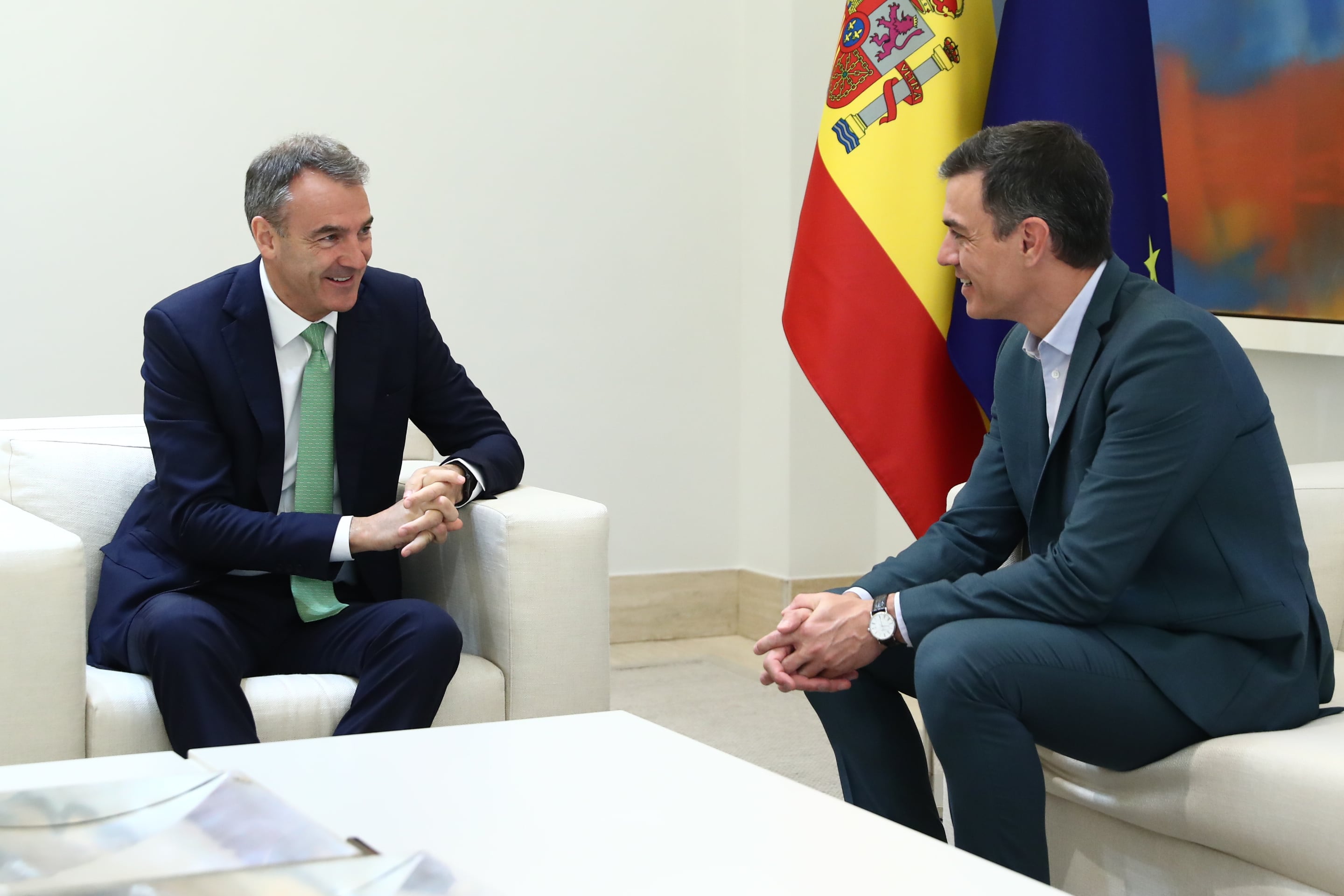 MADRID, 21/06/2023.-El presidente del Gobierno, Pedro Sánchez, este miércoles durante el encuentro mantenido con el consejero delegado de BP, Bernard Looney, en el Complejo de la Moncloa. EFE/Pool Moncloa/Fernando Calvo