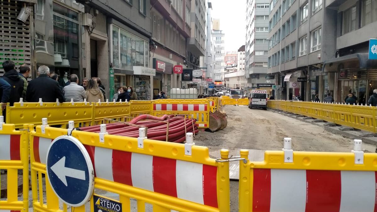La ampliación de la peatonalización de Alcalde Marchesi incluirá la calle Río Monelos, que se pintará de azul