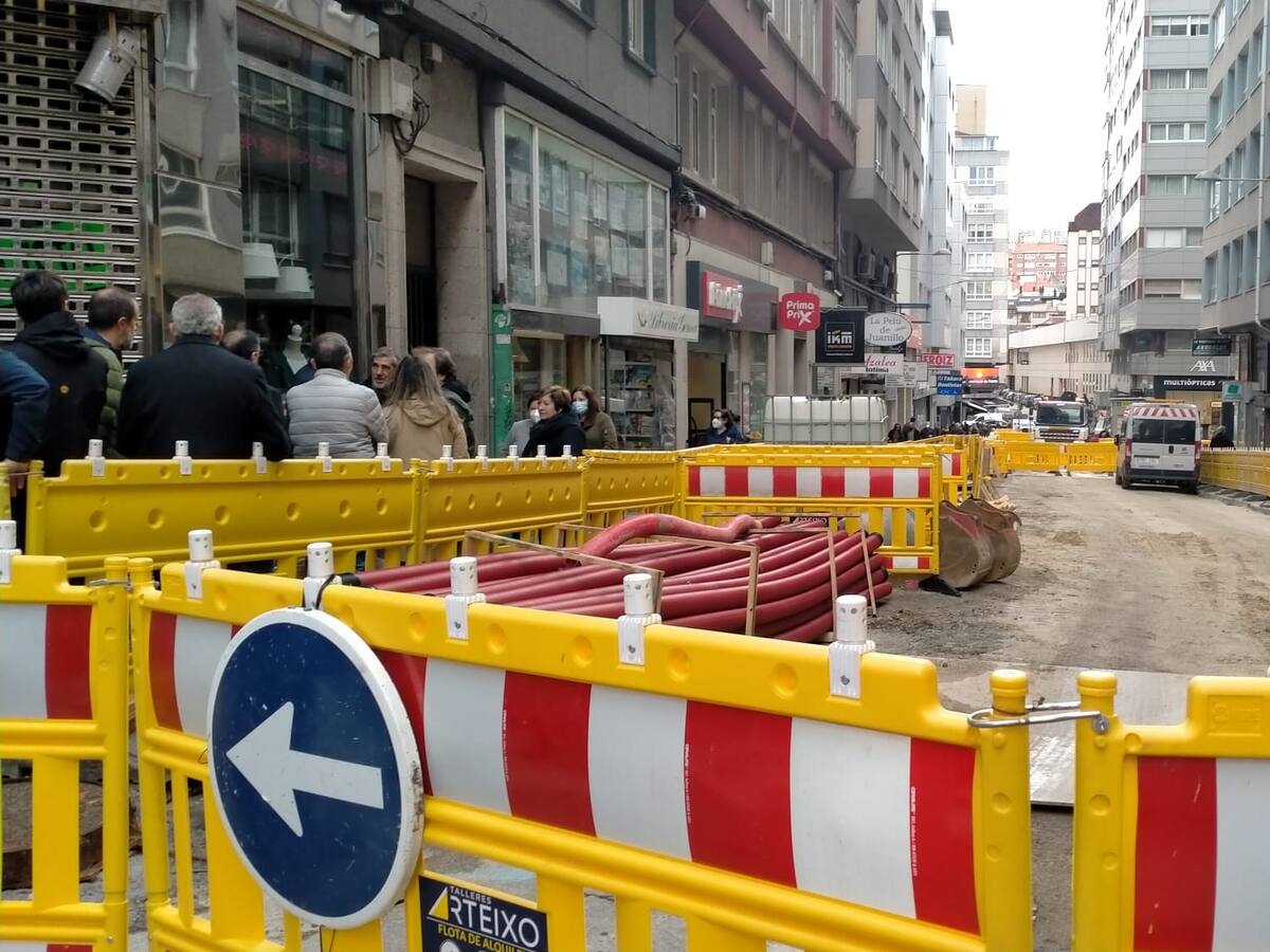 La ampliación de la peatonalización de Alcalde Marchesi incluirá la calle Río Monelos, que se pintará de azul