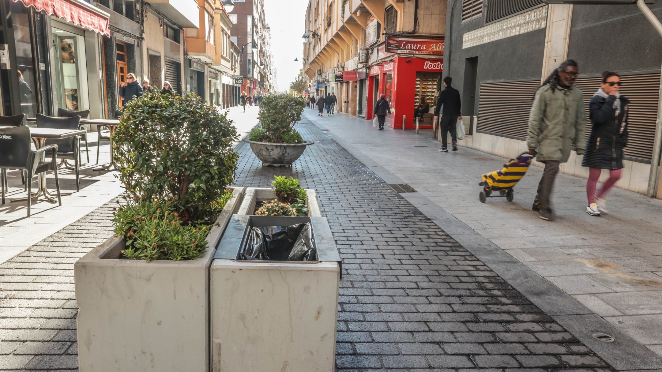 La calle Antonino Vera de Elda tras su peatonalización