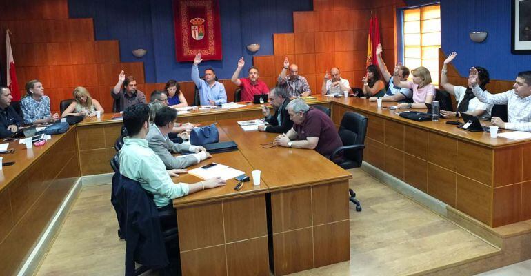 Pleno municipal en Paracuellos de Jarama