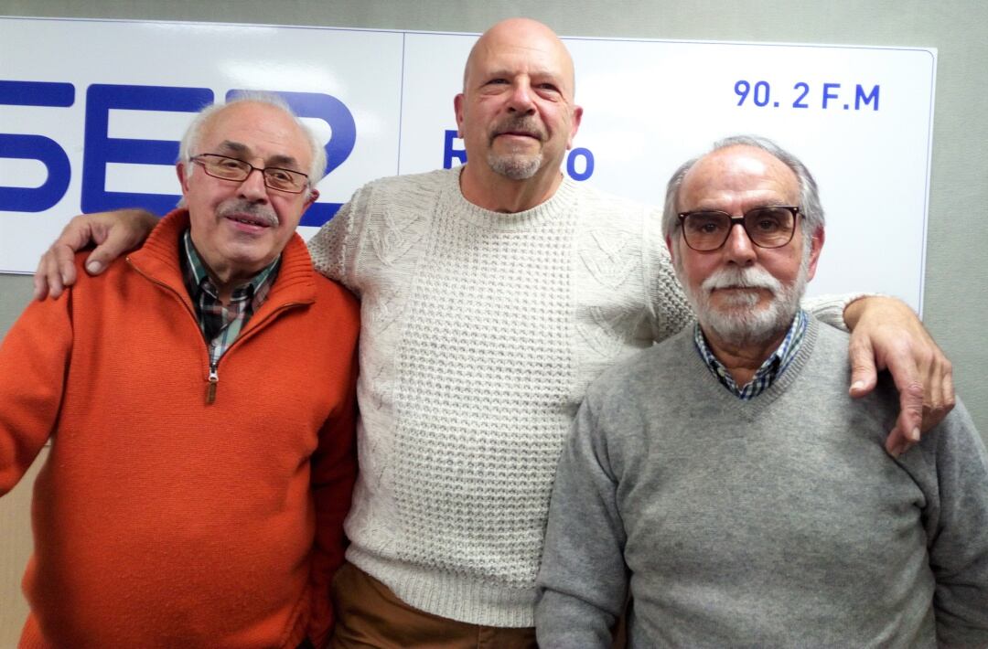 Sanchiz, Avilés y Gallardo en el estudio de Radio Elda SER