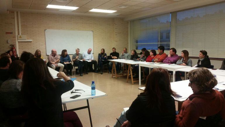 Un momento de la reunión para reivindicar la jornada continua