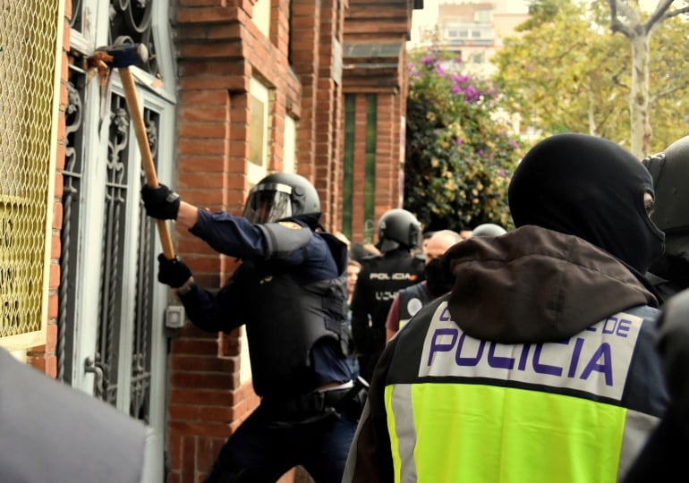 Intervención policial contra el Referéndum del 1 de Octubre