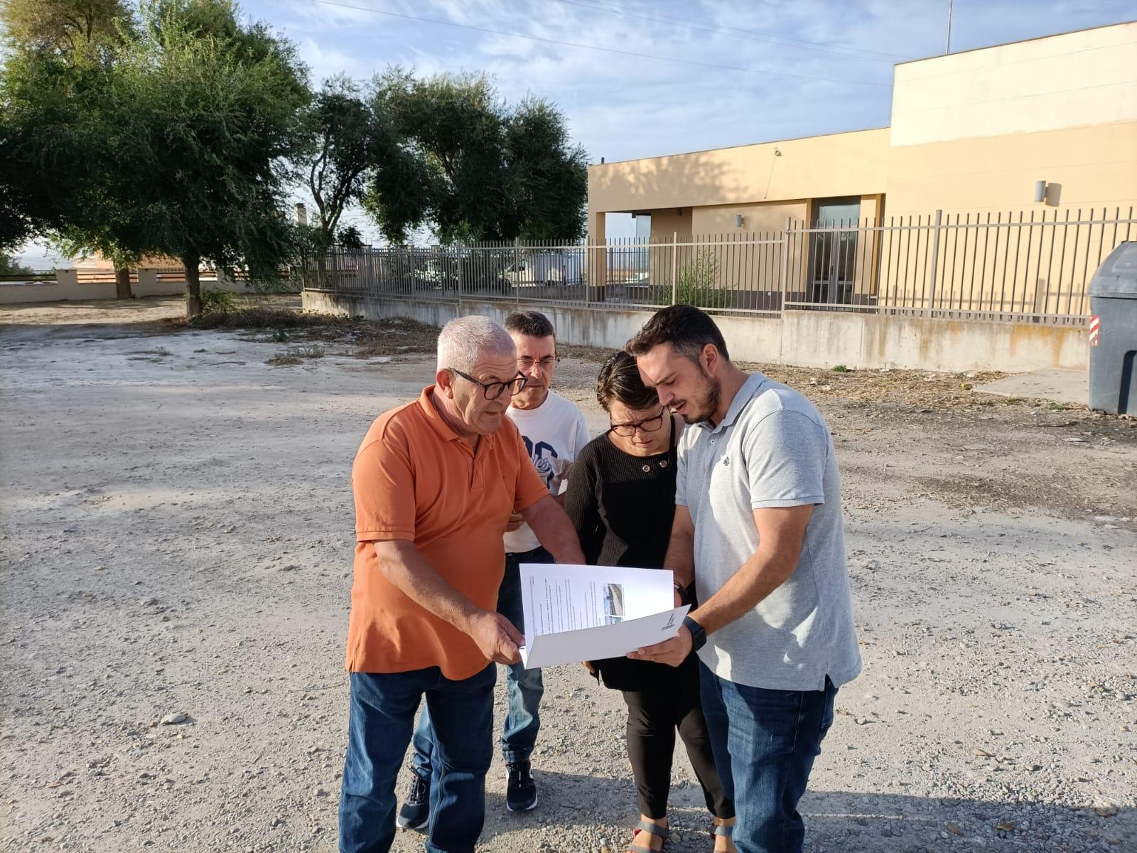 Jesús Alba durante una visita a Cuartillos