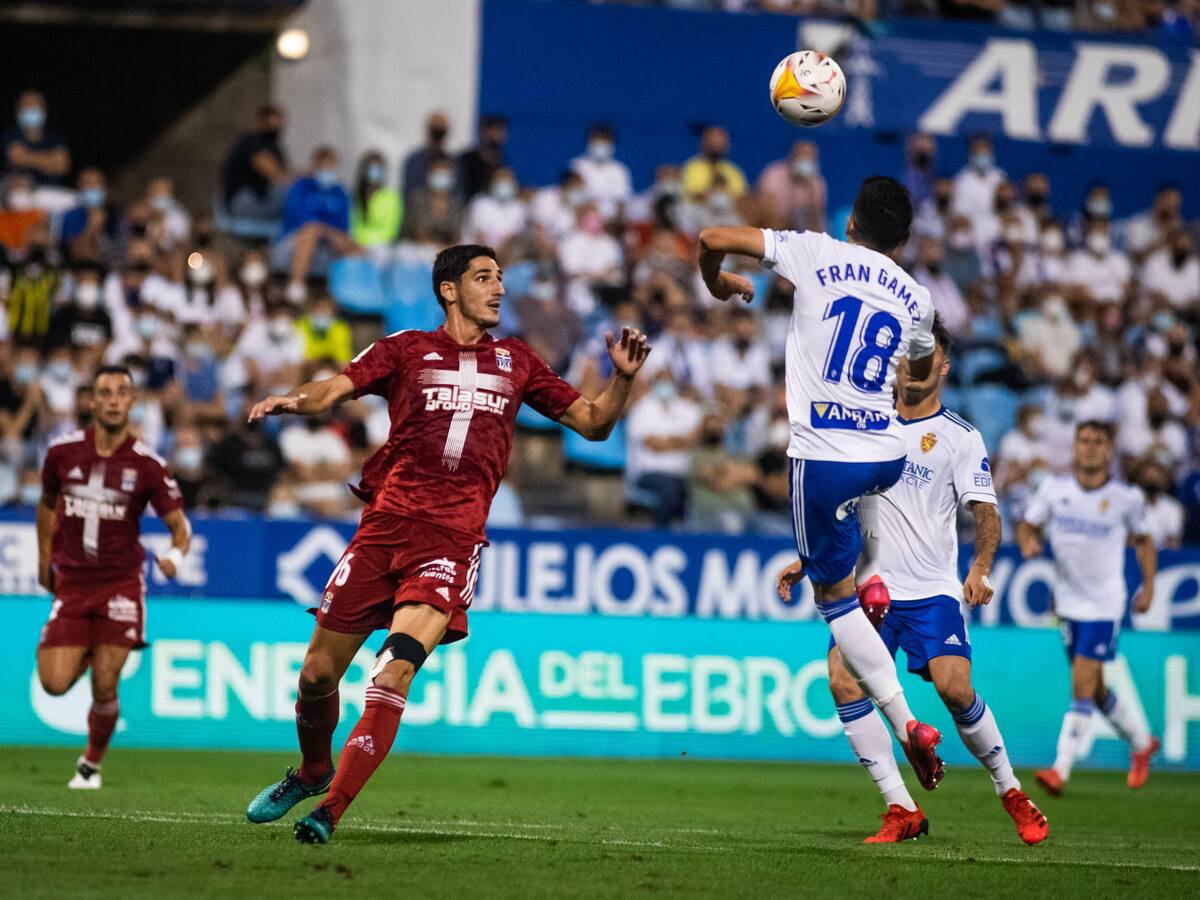 El Efesé busca la victoria ante un lanzado Zaragoza en su partido 200 en Segunda División