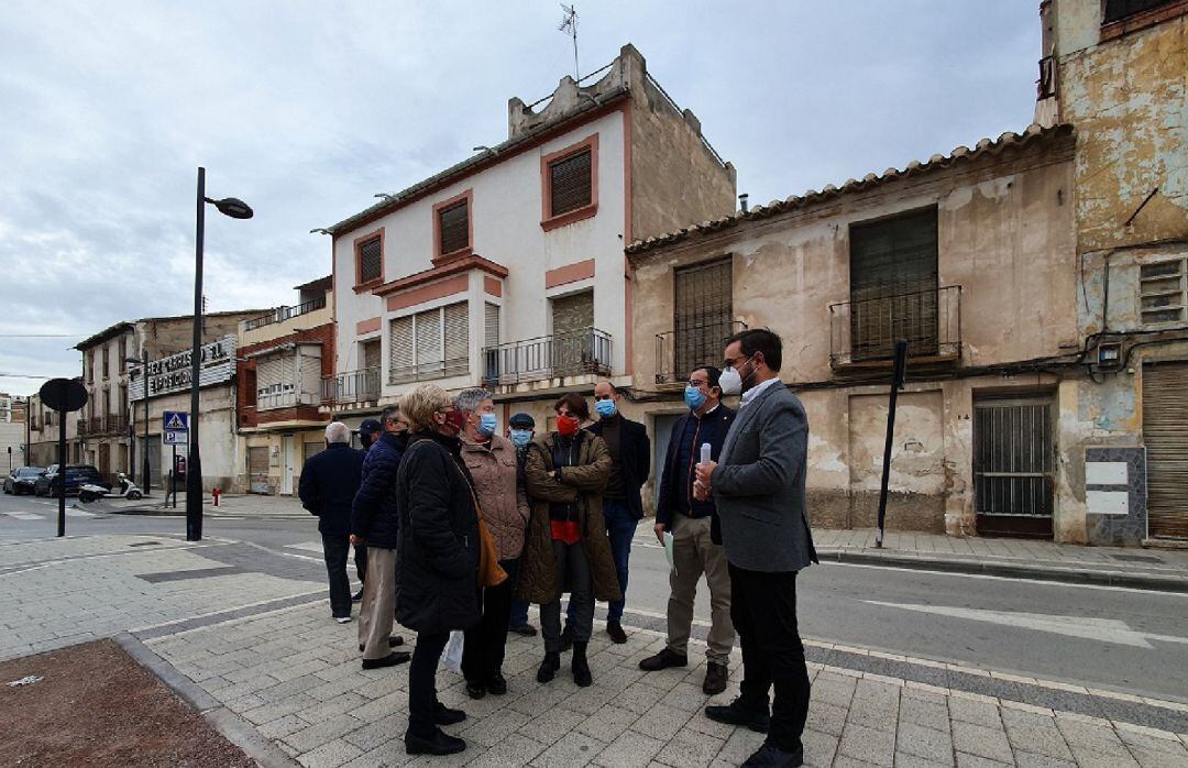 El alcalde de Lorca muestra su satisfacción por haber podido &quot;desatascar&quot; la situación para la construcción de las instalaciones sanitarias.