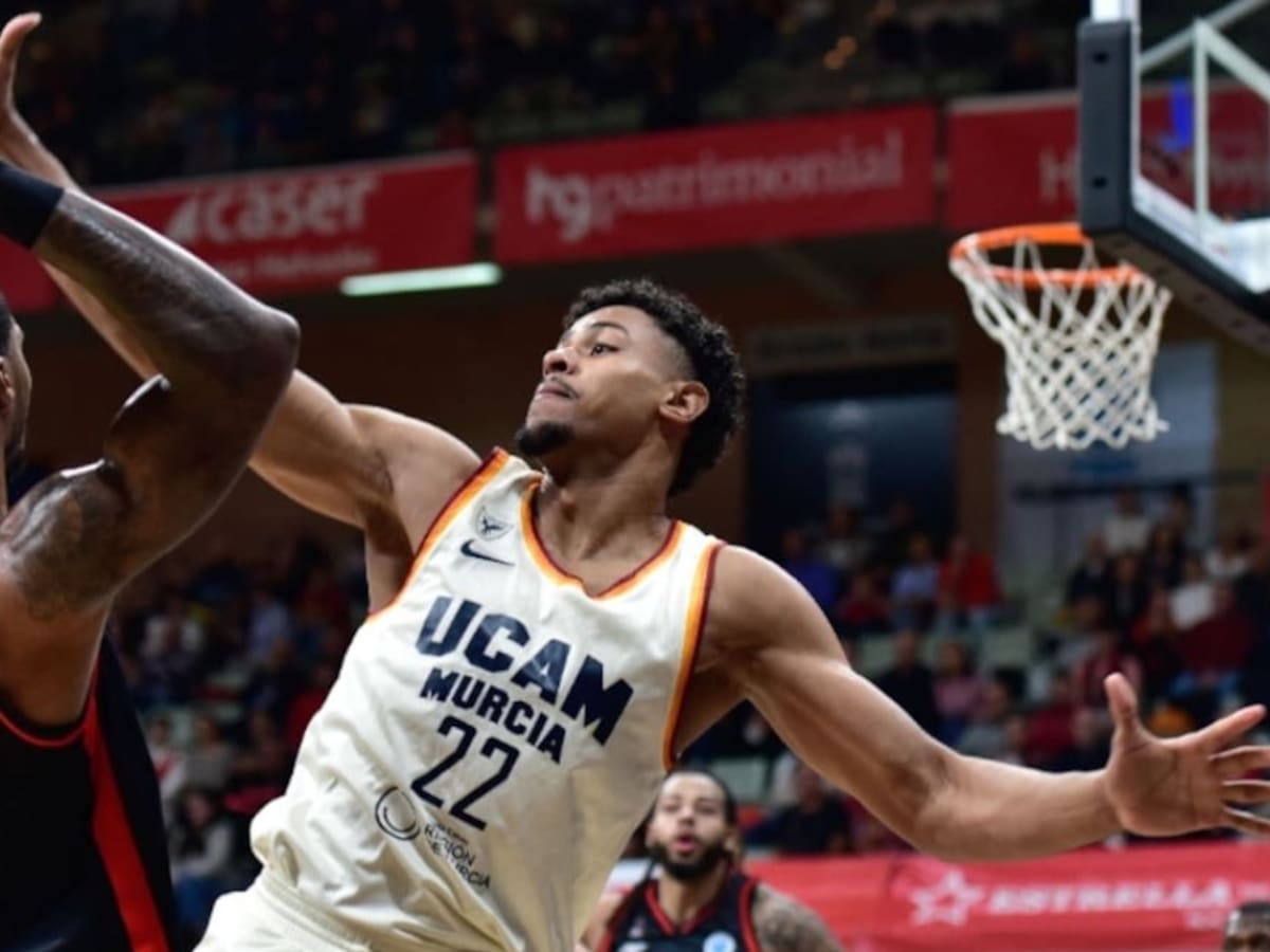 Lee Aaliya esquiva el quirófano