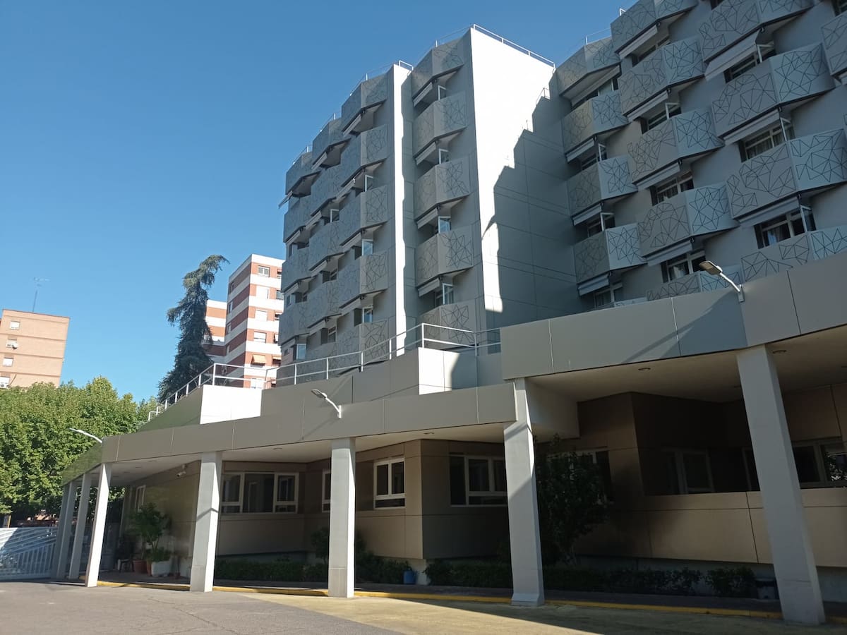 "Una semana sin poder bajar a la calle": la Residencia de Mayores Virgen del Prado de Talavera sufre problemas con los ascensores