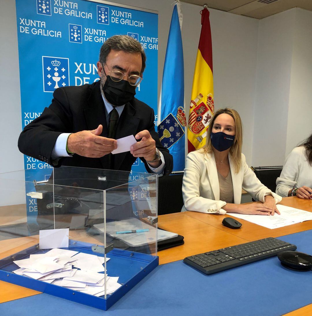La delegada de la Xunta en Vigo en el sorteo