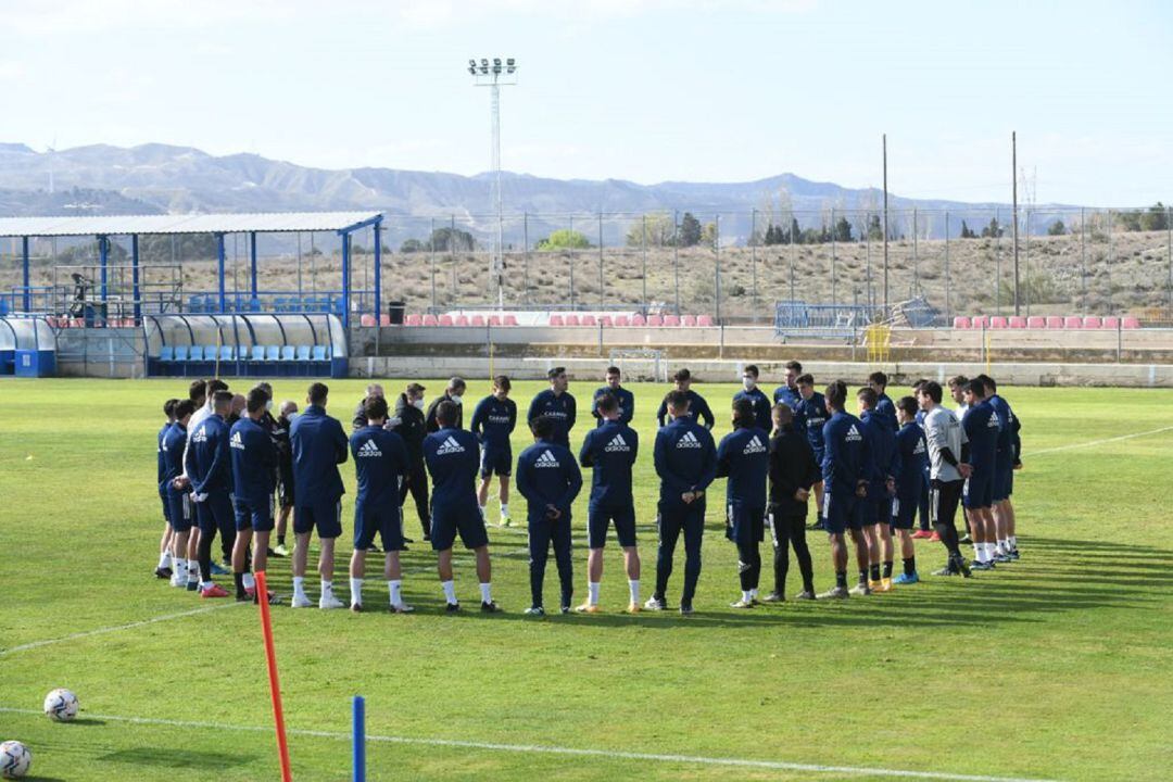 La plantilla del Real Zaragoza en la Ciudad Deportiva